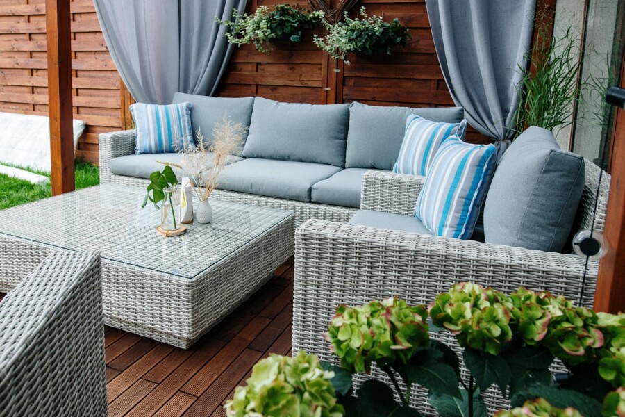 Meble na taras – duża sofa i fotele - CAMPANIA. Zestaw wypoczynkowy na taras z technorattanu