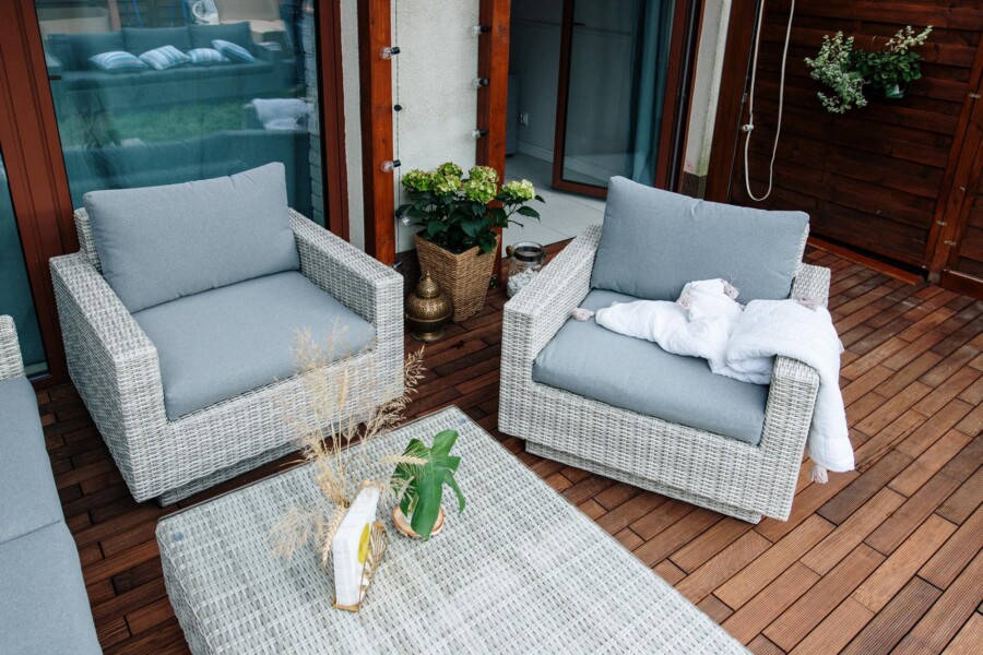 Meble na taras – duża sofa i fotele - CAMPANIA. Zestaw wypoczynkowy na taras z technorattanu