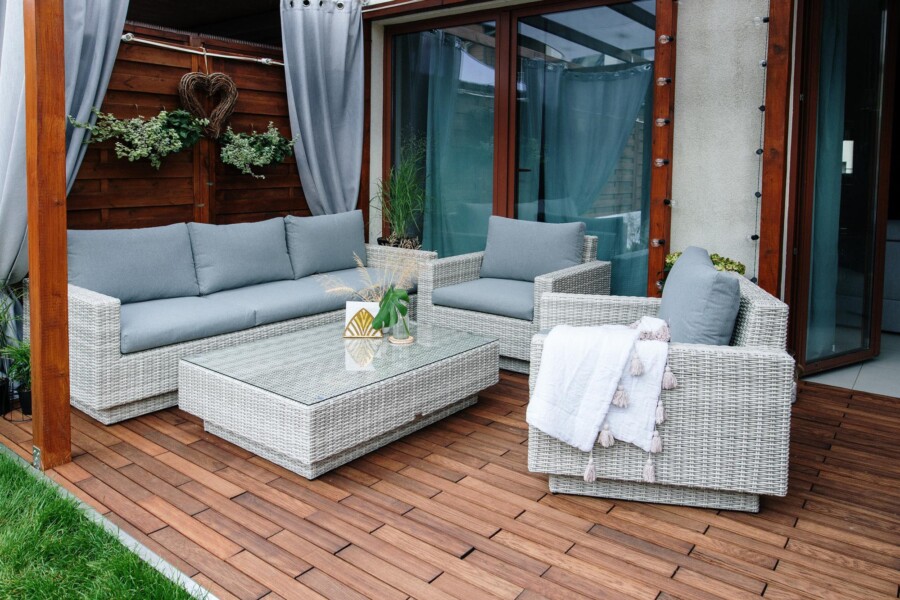 Meble na taras – duża sofa i fotele - CAMPANIA. Zestaw wypoczynkowy na taras z technorattanu