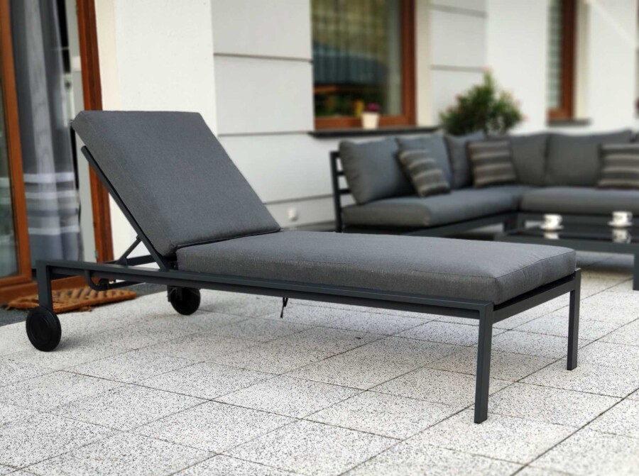 Leżak ogrodowy z materacem - aluminiowy HOLMON Ogrodowy Leżanka na taras Meble Metalowe