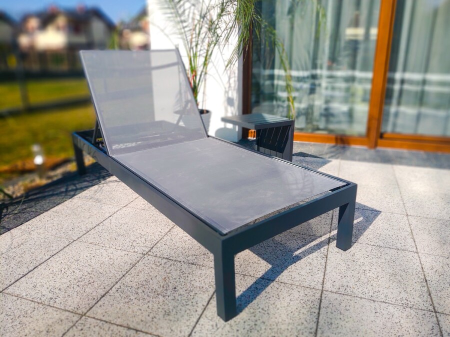 Basenowy leżak Textilene ogrodowy LOKI