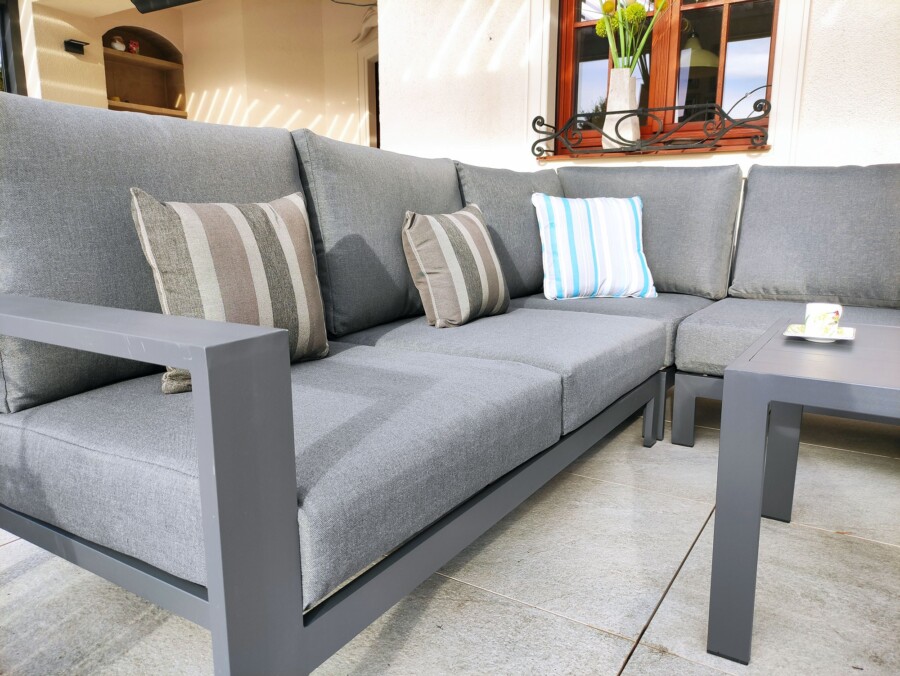 Narożnik tarasowy z aluminium RAGNAR CORNER BIG z fotelem + stolik + podnóżek