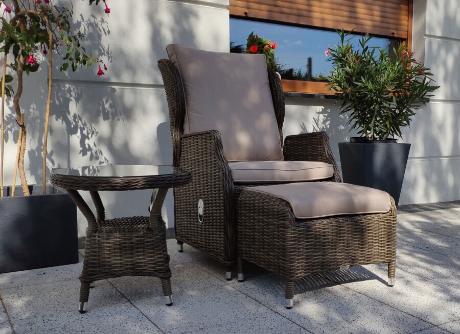 ROMA CAFFE SOLO Regulowany Rozkładany Fotel z podnóżkiem i stolikiem