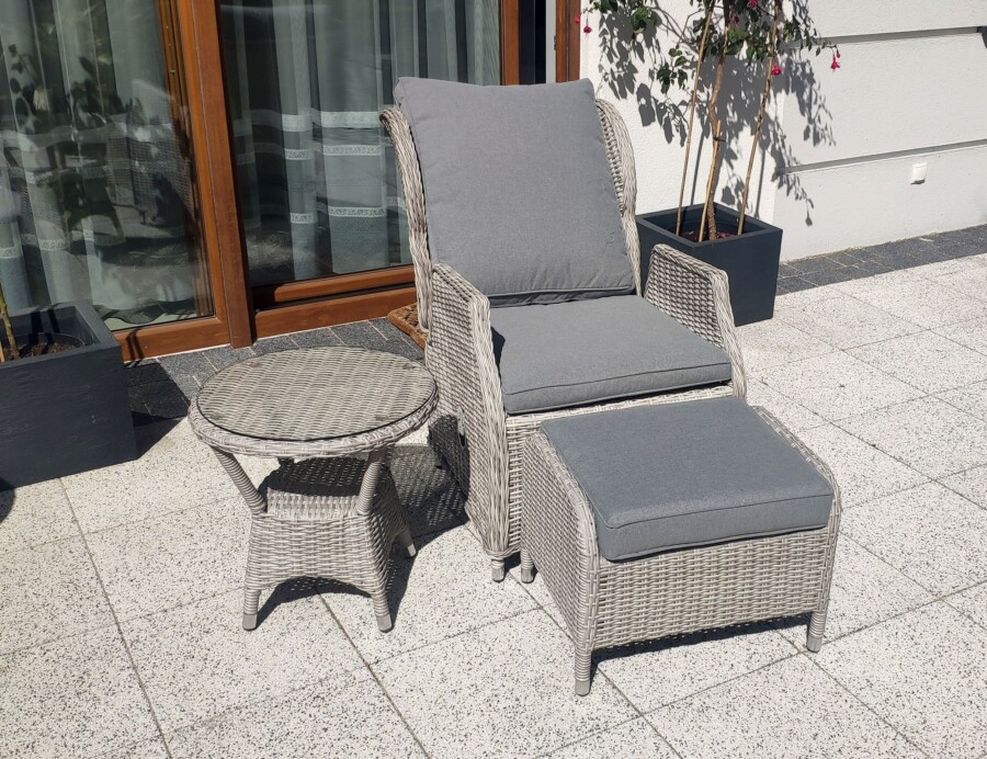 ROMA CAFFE SOLO Regulowany Rozkładany Fotel z podnóżkiem i stolikiem