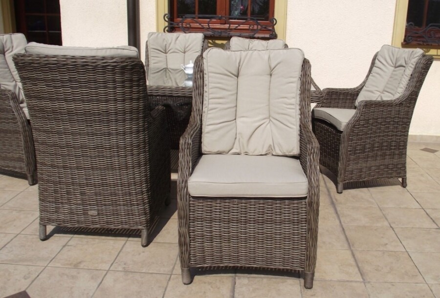 Duży stół ogrodowy z technorattanu Siena 8