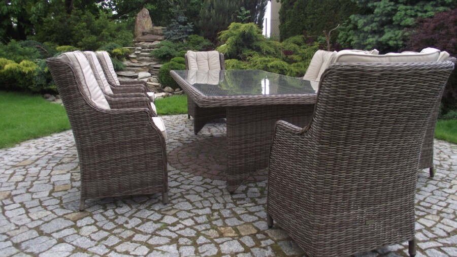 Duży stół ogrodowy z technorattanu Siena 8