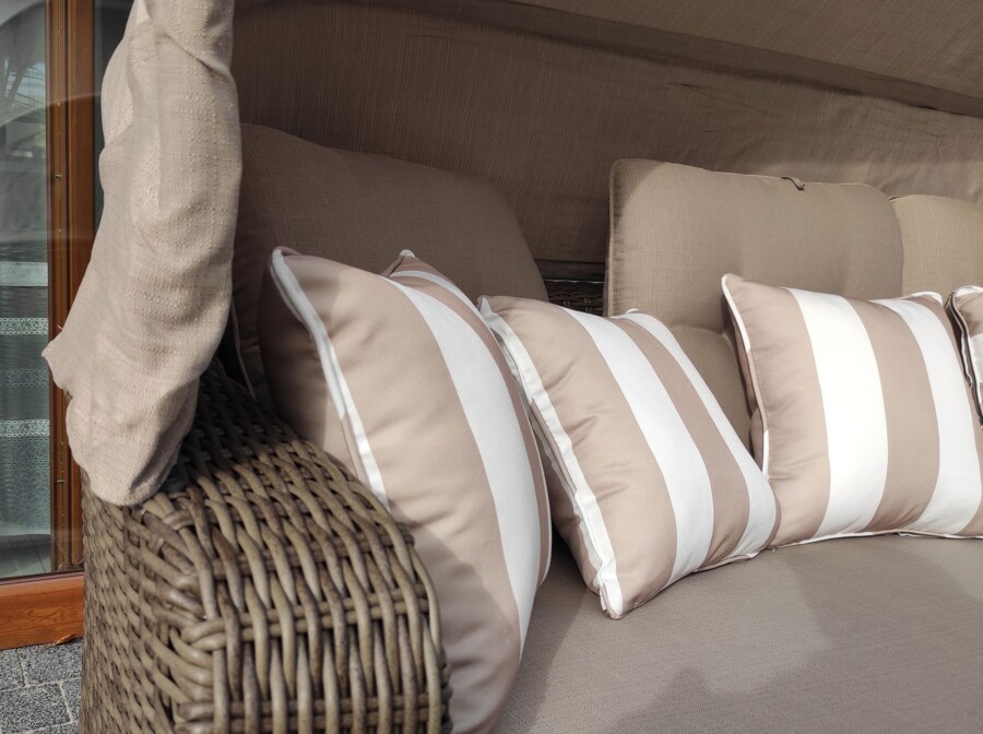 Leżanka ogrodowa z daszkiem ZAMORA LUX Leżanka ogrodowa z daszkiem ZAMORA LUX