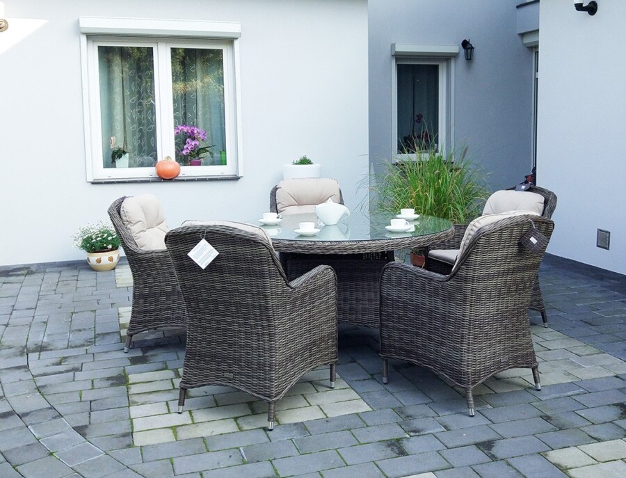 ZEUS 135 Okrągły Stół Tarasowy i 4 Nowoczesne Fotele Technorattan