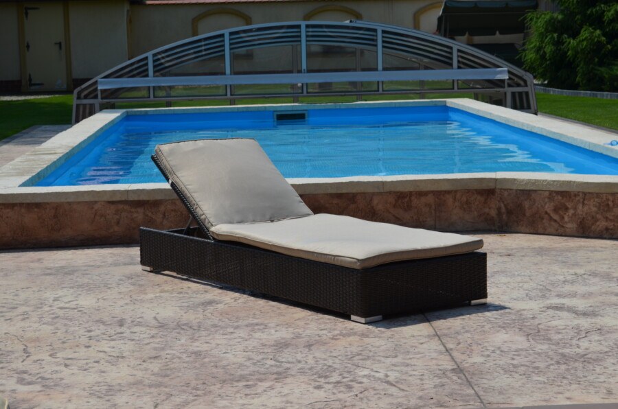 Płaski leżak ogrodowy LUGO z regulacją