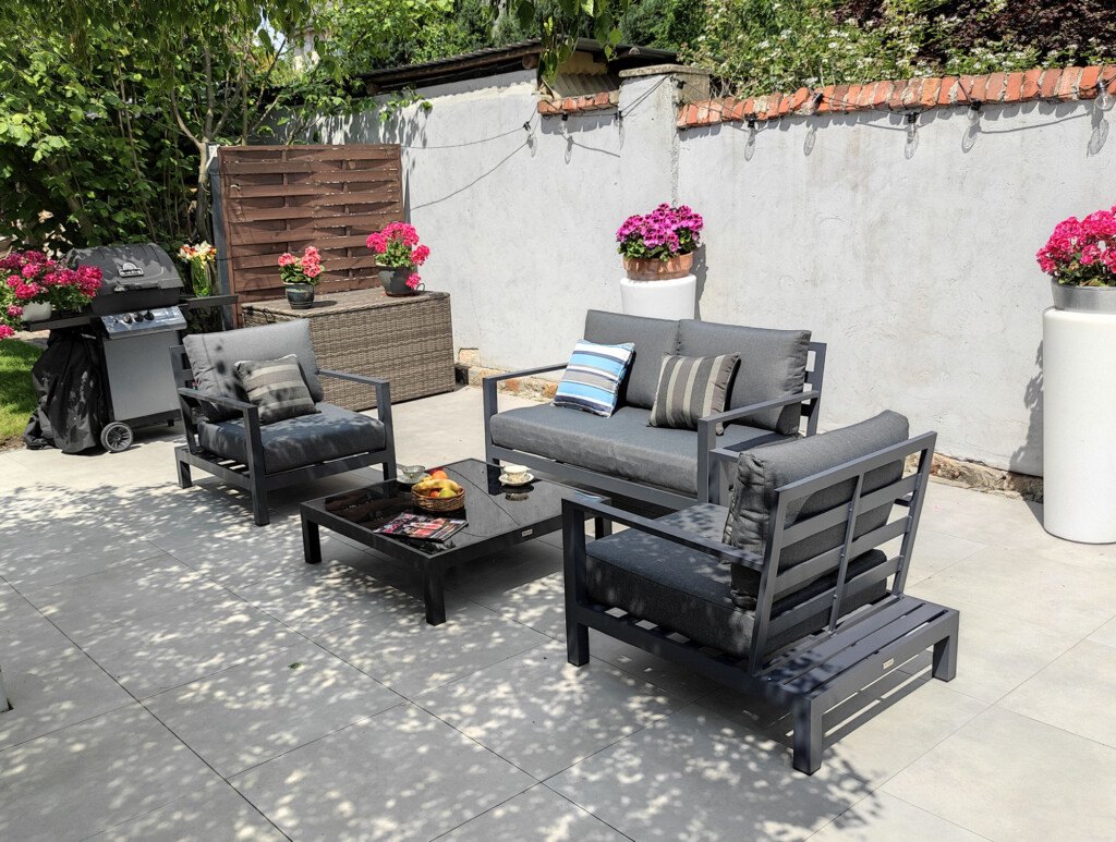 Zestaw kawowy aluminiowy HEMSON – detale formy i wykończenia aluminium