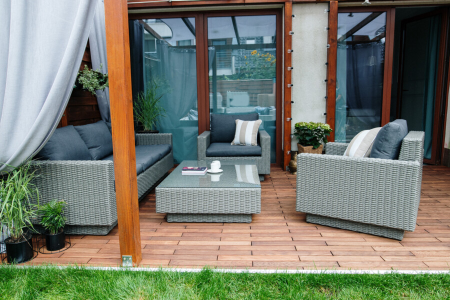 Meble na taras – duża sofa i fotele - CAMPANIA. Zestaw wypoczynkowy na taras z technorattanu