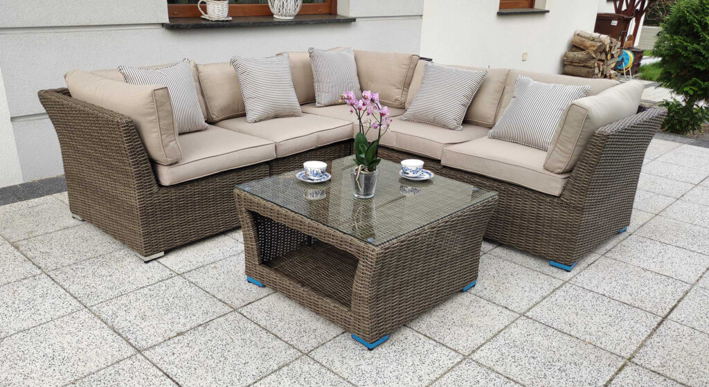 Modułowy narożnik ogrodowy KRETA – zestaw z technorattanu na taras z kwadratowym stolikiem