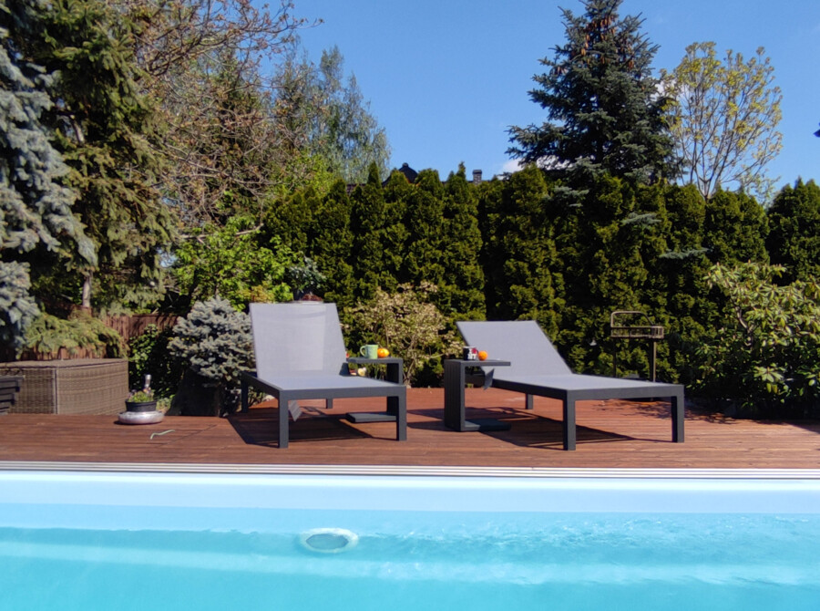 Basenowy leżak Textilene ogrodowy LOKI