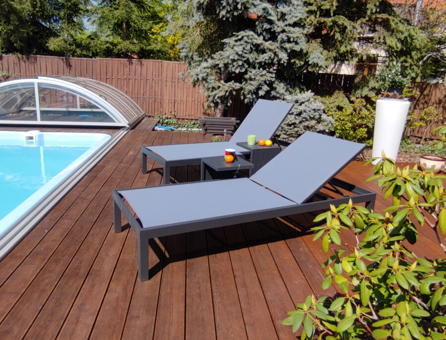 Basenowy leżak Textilene ogrodowy LOKI