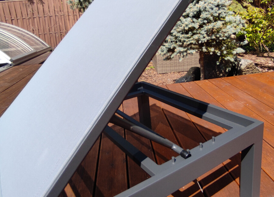 Basenowy leżak Textilene ogrodowy LOKI