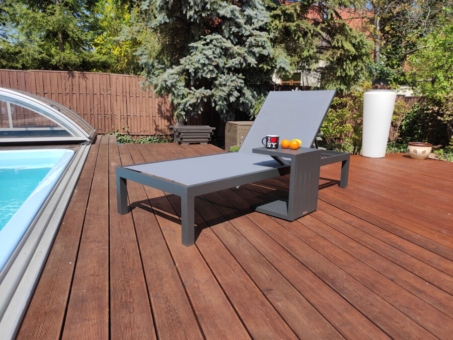 Basenowy leżak Textilene ogrodowy LOKI