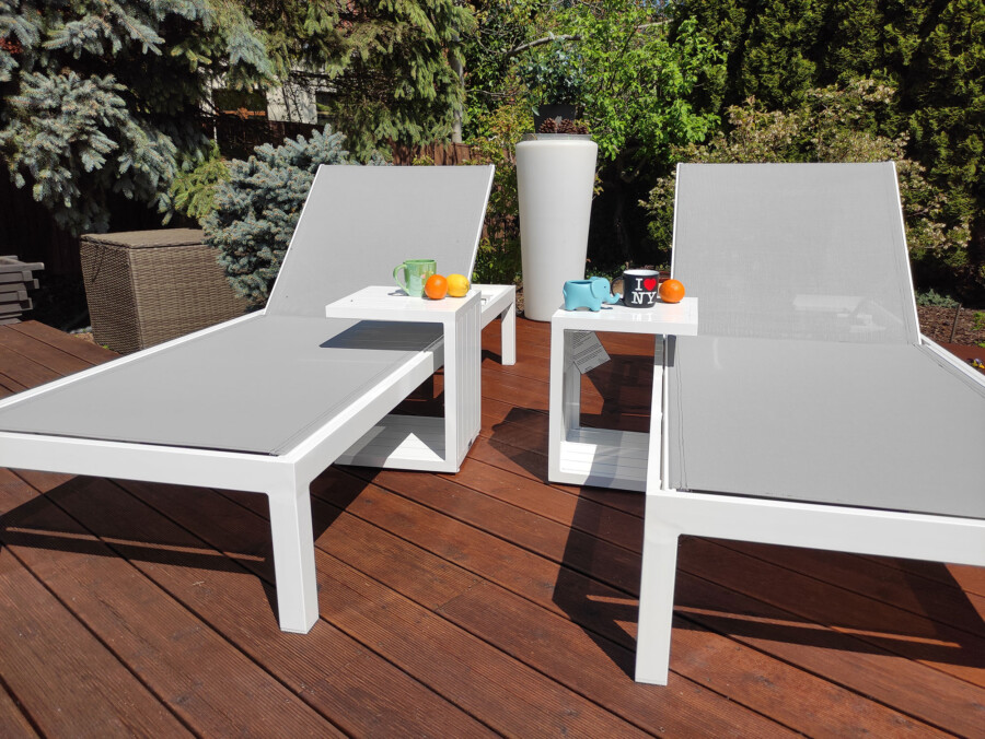 Basenowy leżak Textilene ogrodowy LOKI