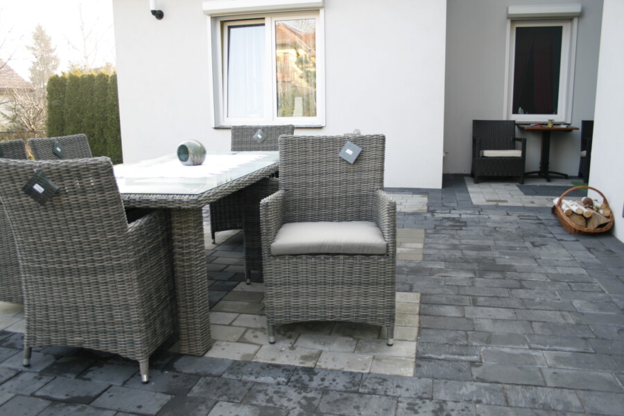 MANILVA 185 Stół prostokątny z Technorattanu i 6 foteli