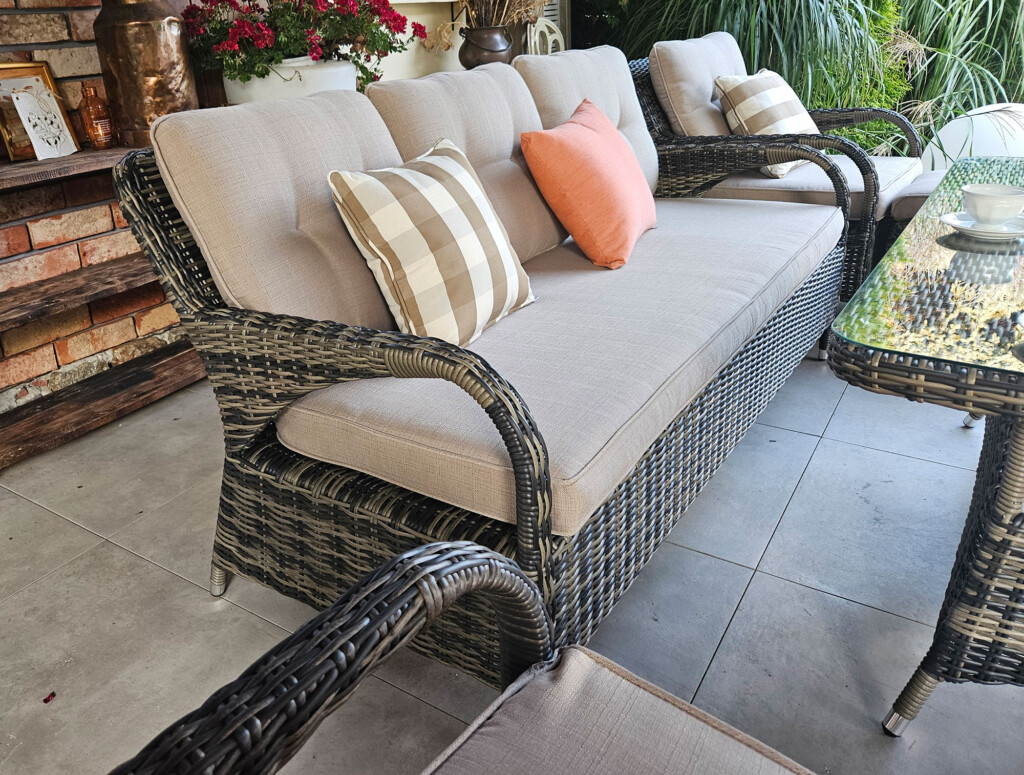 Klasyczny duży zestaw NEPTUN BIG – komplet wypoczynkowo-jadalniany na taras