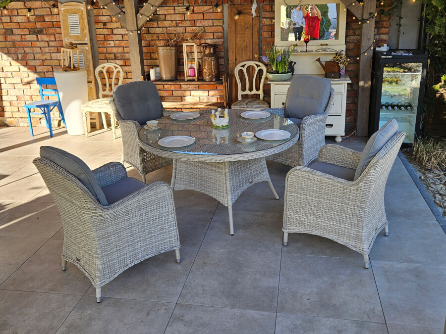 ZEUS 135 Okrągły Stół Tarasowy i 4 Nowoczesne Fotele Technorattan