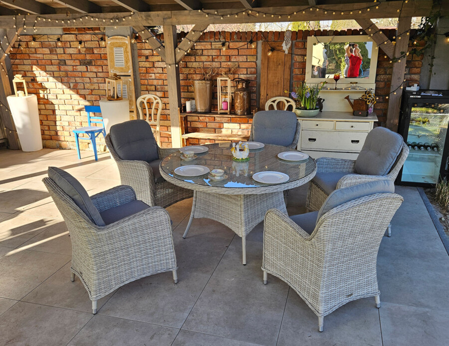 ZEUS 135 Okrągły Stół Tarasowy i 4 Nowoczesne Fotele Technorattan