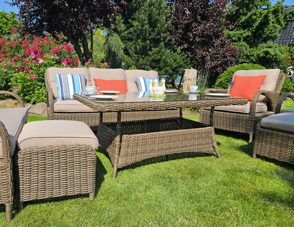 PODNÓŻEK z technorattanu