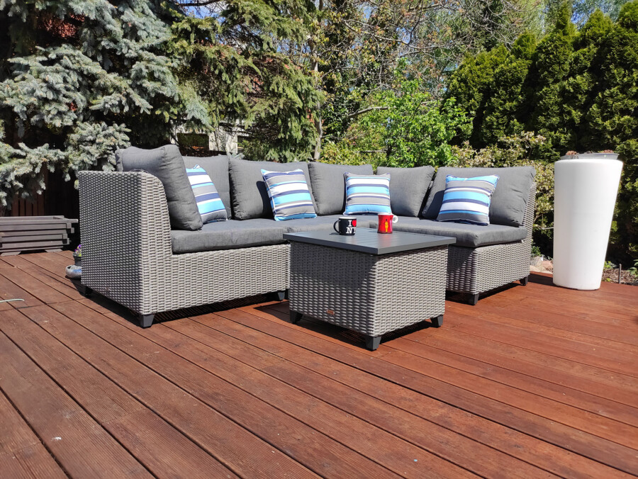 CROTONE Modułowy narożnik na taras z aluminiowymi nóżkami