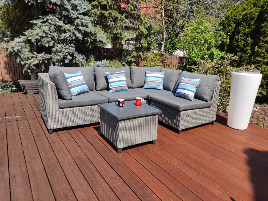 CROTONE Modułowy narożnik na taras z aluminiowymi nóżkami