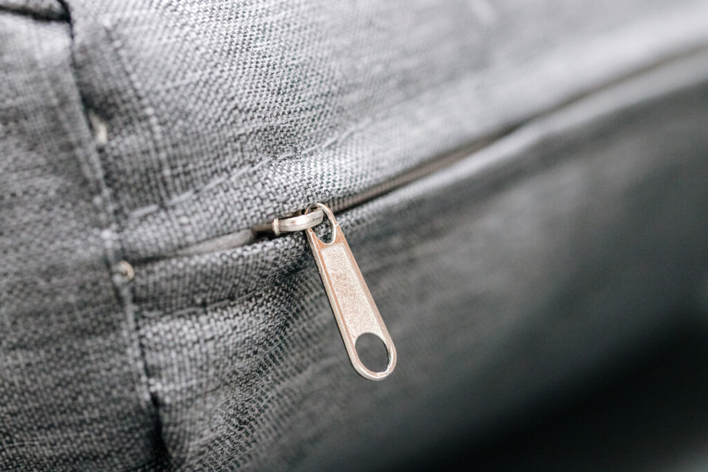 GOTLANDIA – gładkie poduszki z zamkami do aluminiowego zestawu kawowego