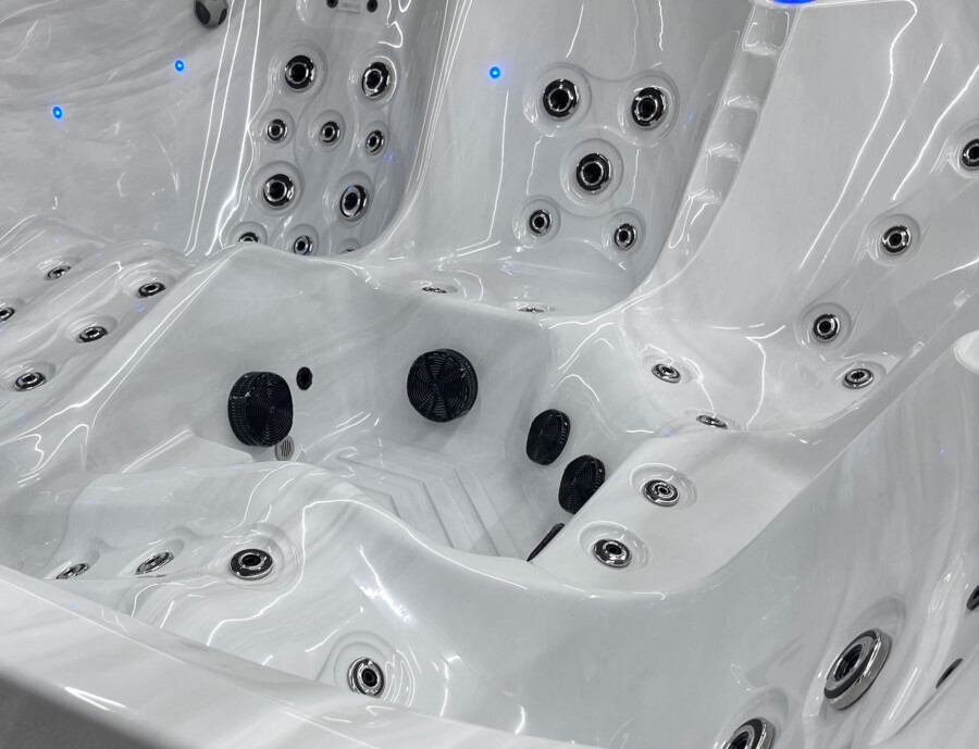 Jacuzzi / wanna ogrodowa z hydromasażem - MALLORCA