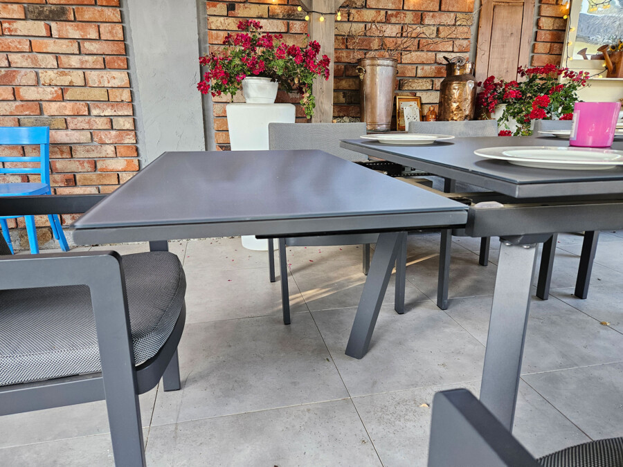 Rozkładany stół ogrodowy 150–250 – PAOLA | 6 foteli | Belgiardino