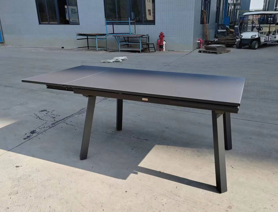 Rozkładany stół ogrodowy 150–250 – PAOLA | 6 foteli | Belgiardino