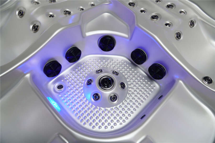 Jacuzzi / wanna ogrodowa z hydromasażem - MALLORCA