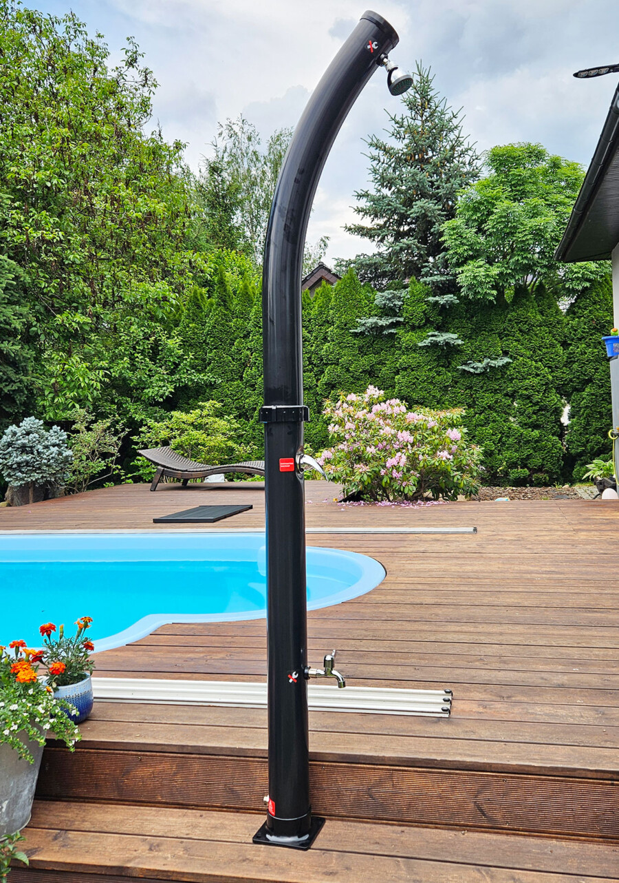 Czarny prysznic basenowy 3/16S