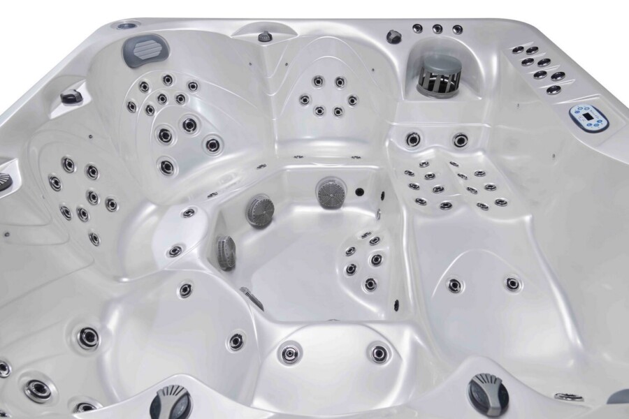 Jacuzzi / wanna ogrodowa z hydromasażem - CANNES