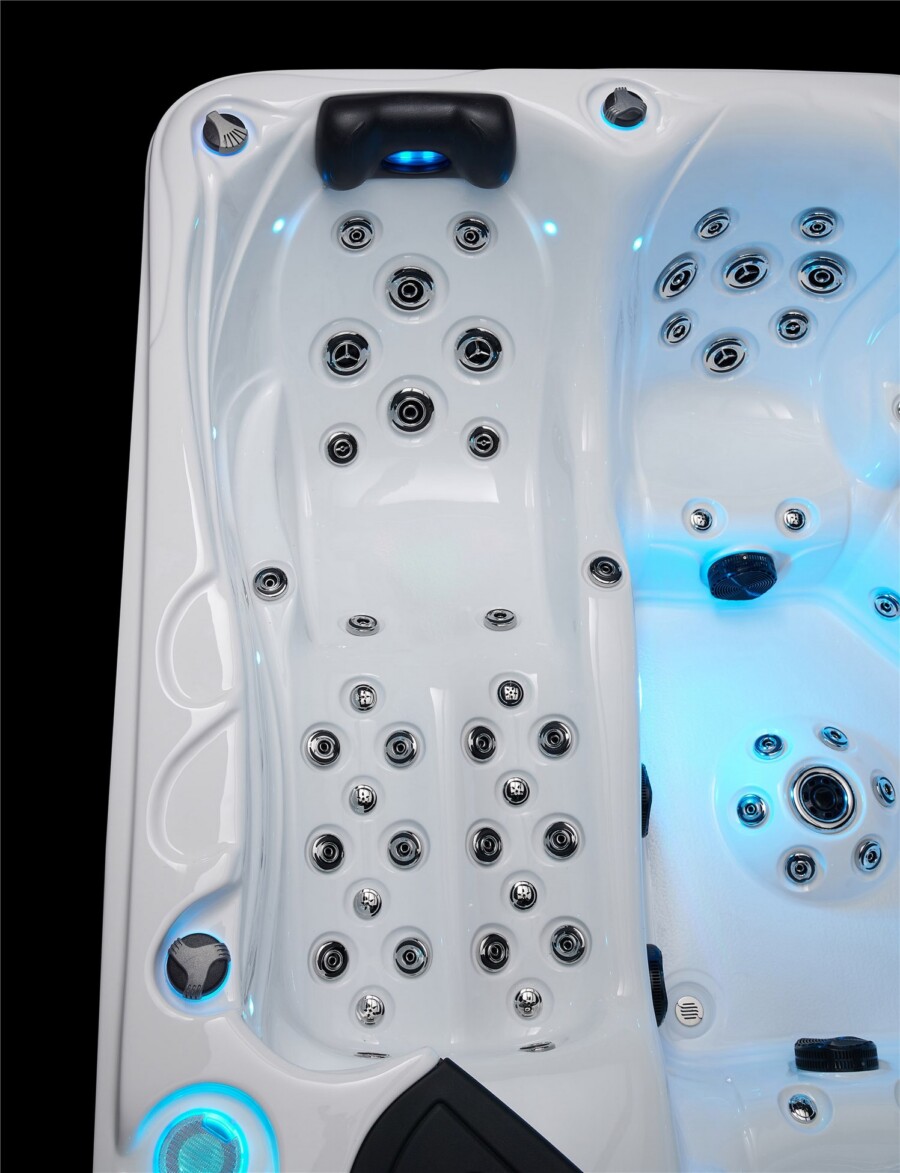 Jacuzzi / wanna ogrodowa z hydromasażem - MONTE CARLO