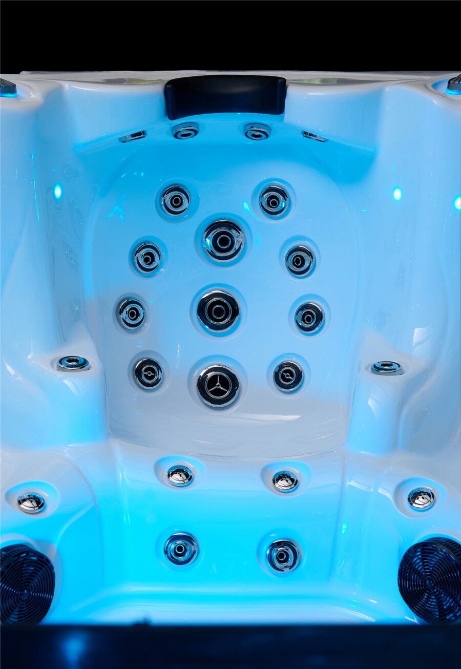 Jacuzzi / wanna ogrodowa z hydromasażem - MONTE CARLO