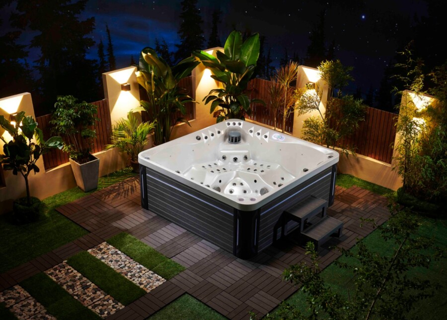 Jacuzzi / wanna ogrodowa z hydromasażem - SAN REMO