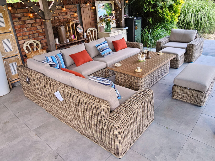 Meble z okrągłego technorattanu TOSCANIA CORNER BIG zestaw ogrodowy – Narożnik na taras + fotel + pufy