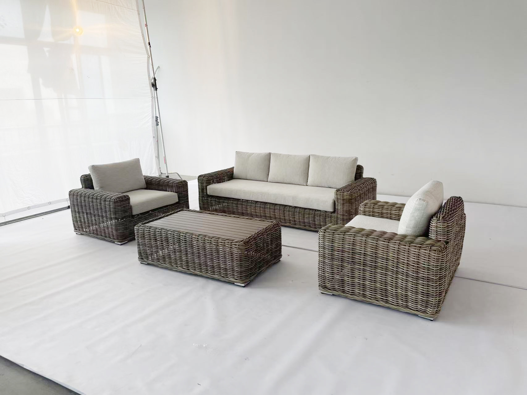 Duży zestaw mebli ogrodowych TOSCANIA – sofa z technorattanu na taras
