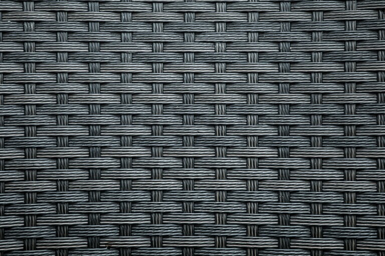 Skrzynie ogrodowe - nowoczesne rozwiązania do tradycyjnych ogrodów