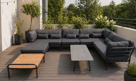 MORETI PREMIUM – zestaw narożny aluminiowy z pufą, stołem i stolikiem